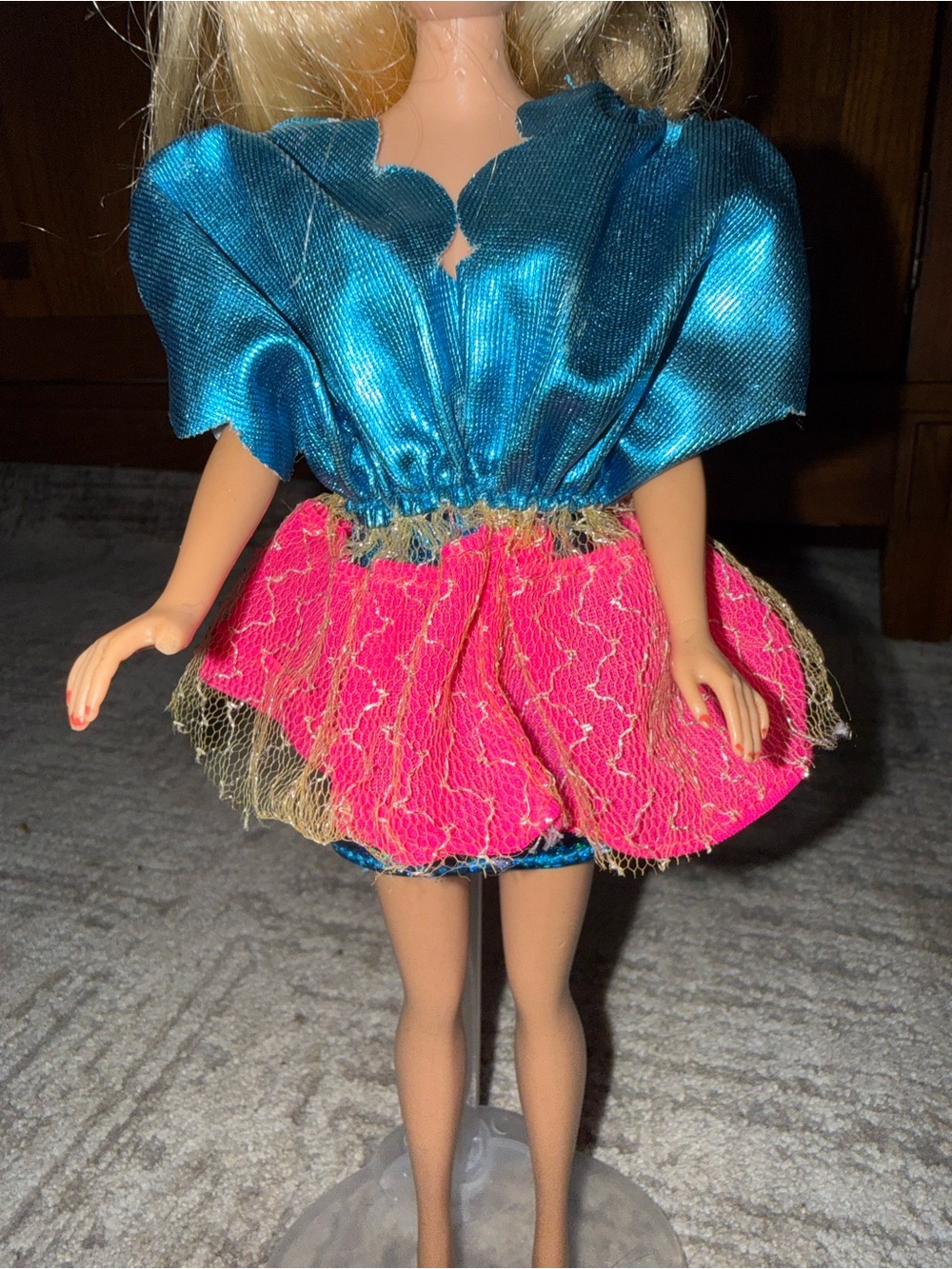 Barbie Mattel 80’s vintage shiny blue off shoulders hot pink gold lace dress